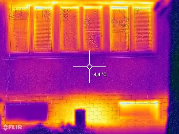 Meranie tepelných únikov pomocou termokamery