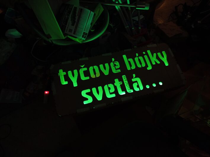 Logá svietiace alebo obyčajné