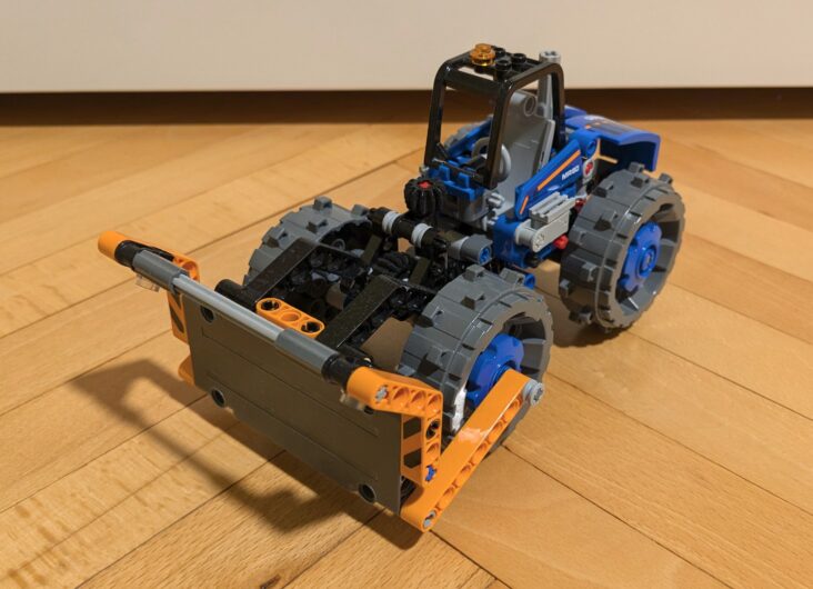 lego technic 42071 – dozer compactor