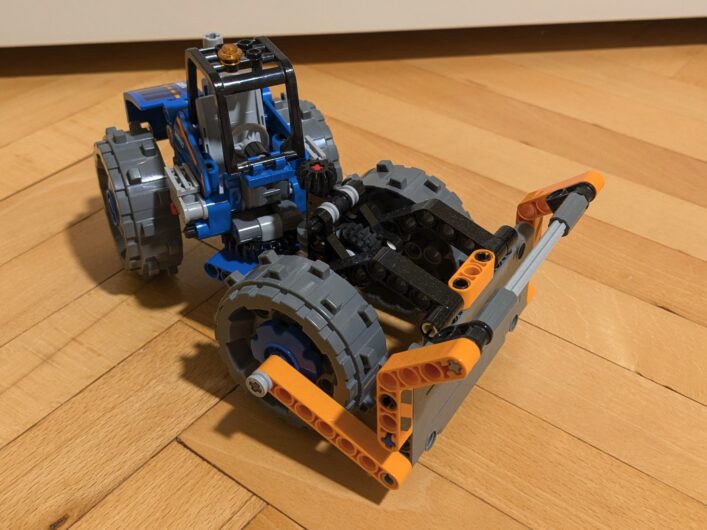 lego technic 42071 – dozer compactor