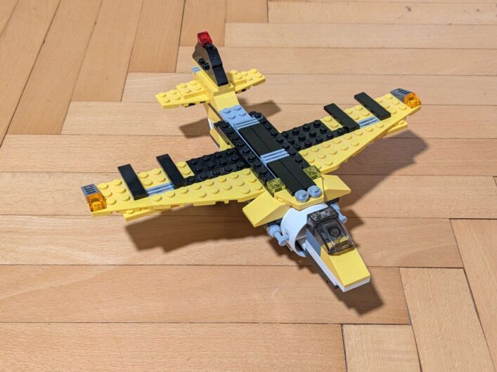 lego creator 6745 : lietadlo, helikoptéra, stíhačka