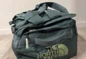 Base Camp Dufflel 42 L Green voyager The North Face