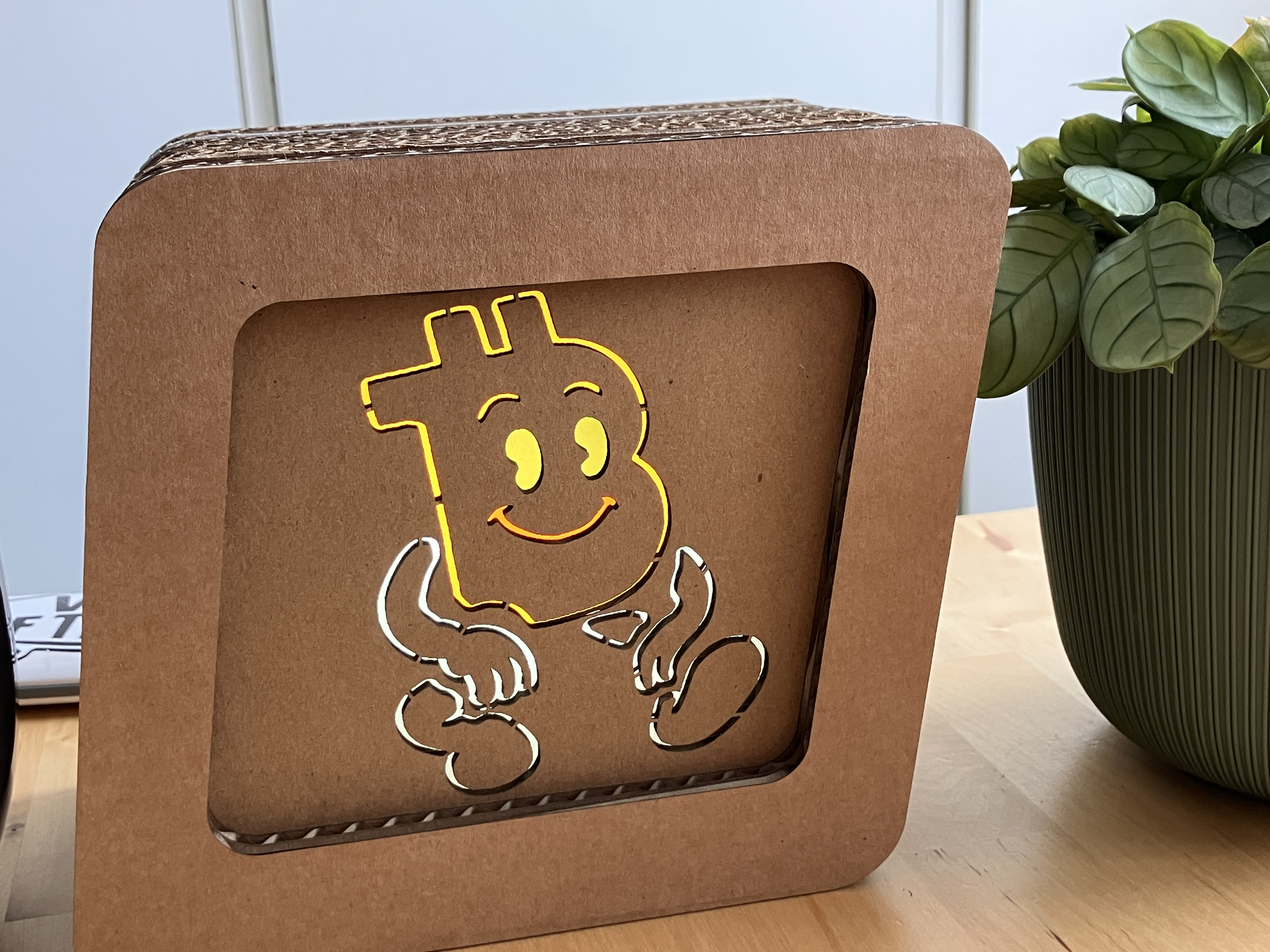 Stolní lampička – Proof of Light for Bitcoiners. v