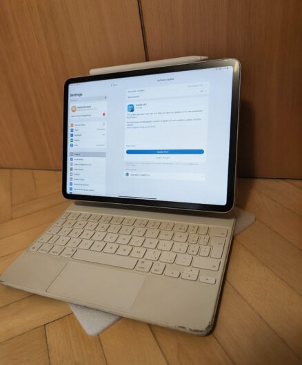 iPad Pro M2 11″ 128 GB + Pencil + Magic Keyboard