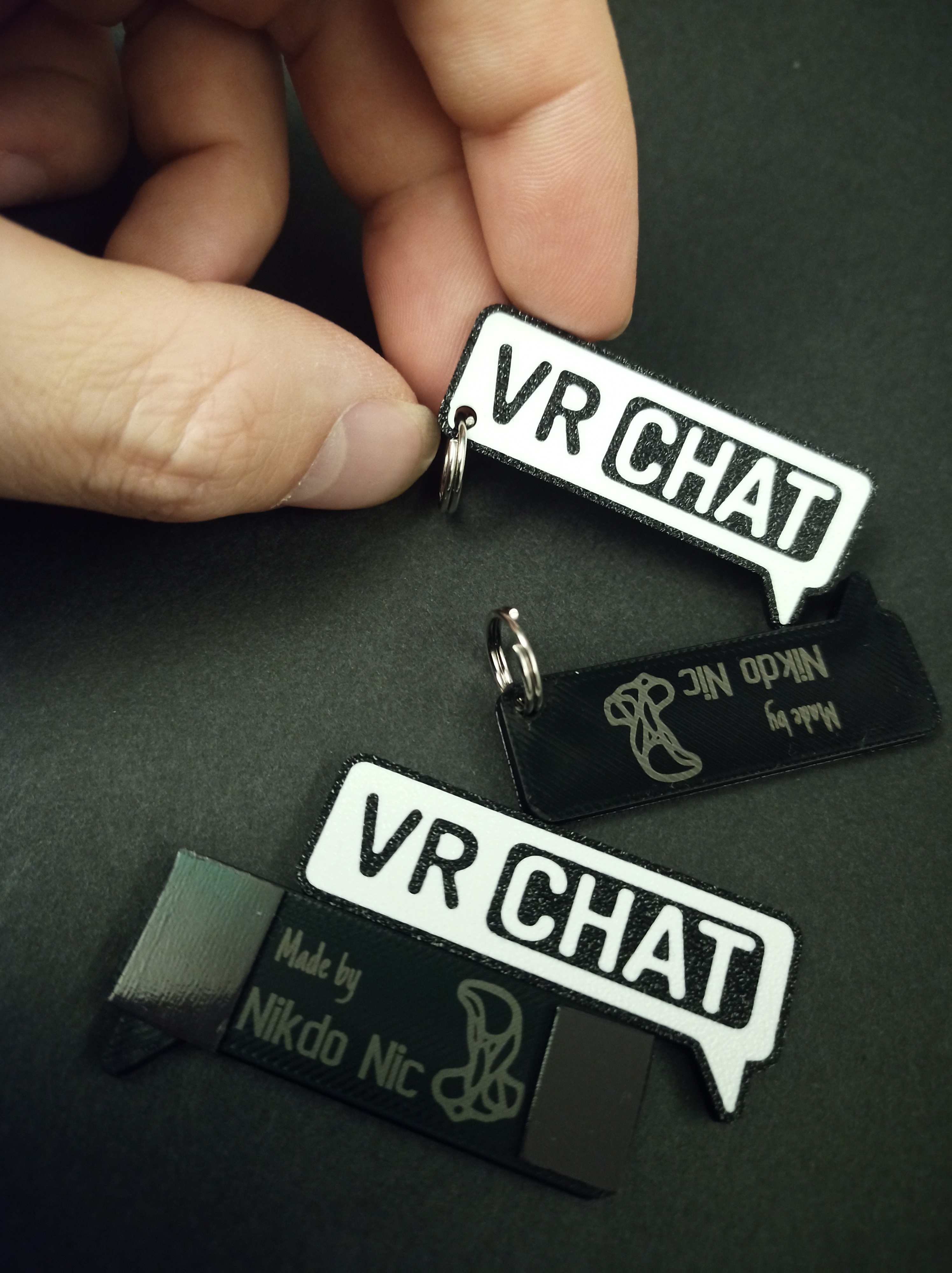 VRchat nagnets and keychains