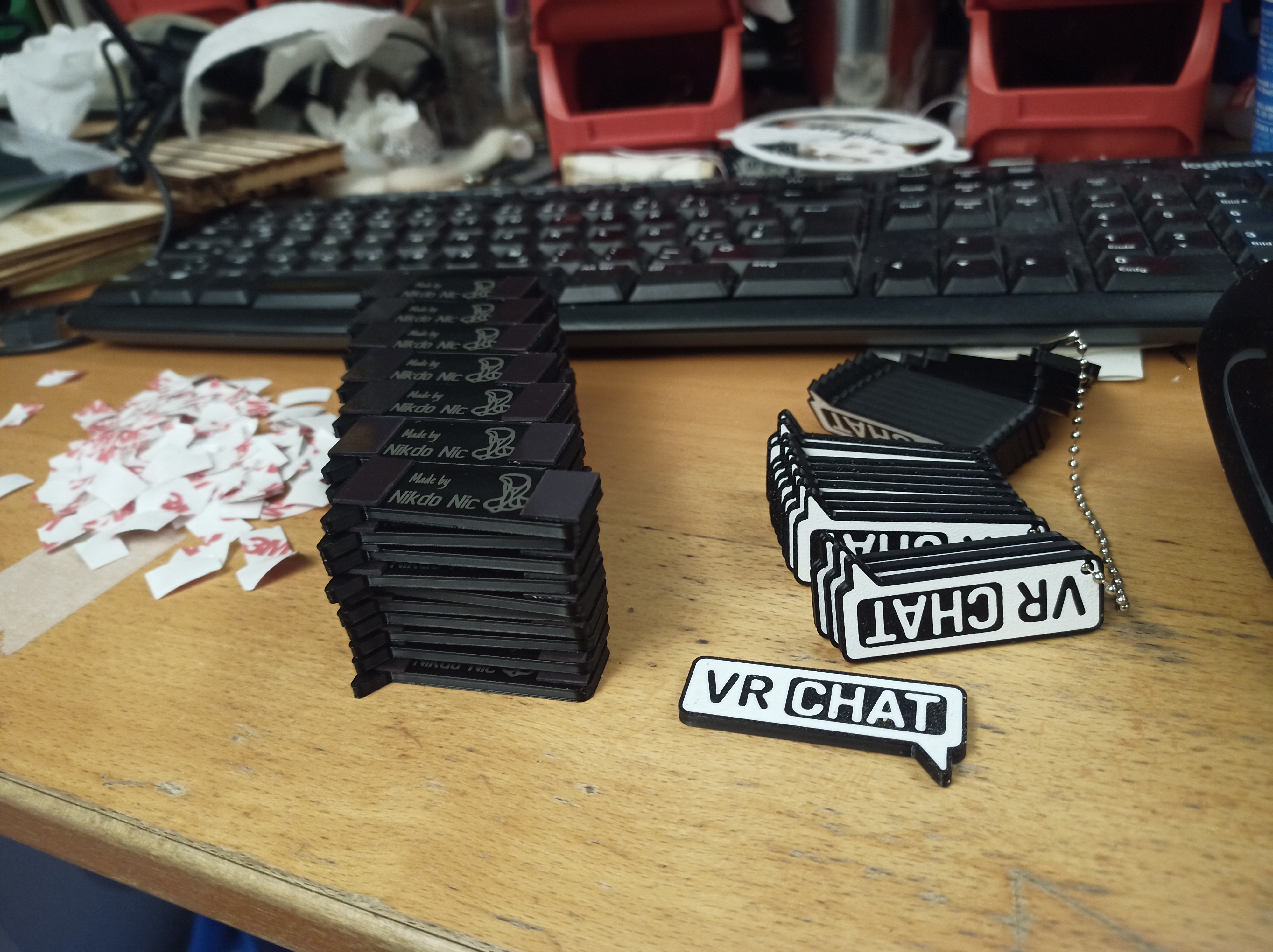 VRchat nagnets and keychains