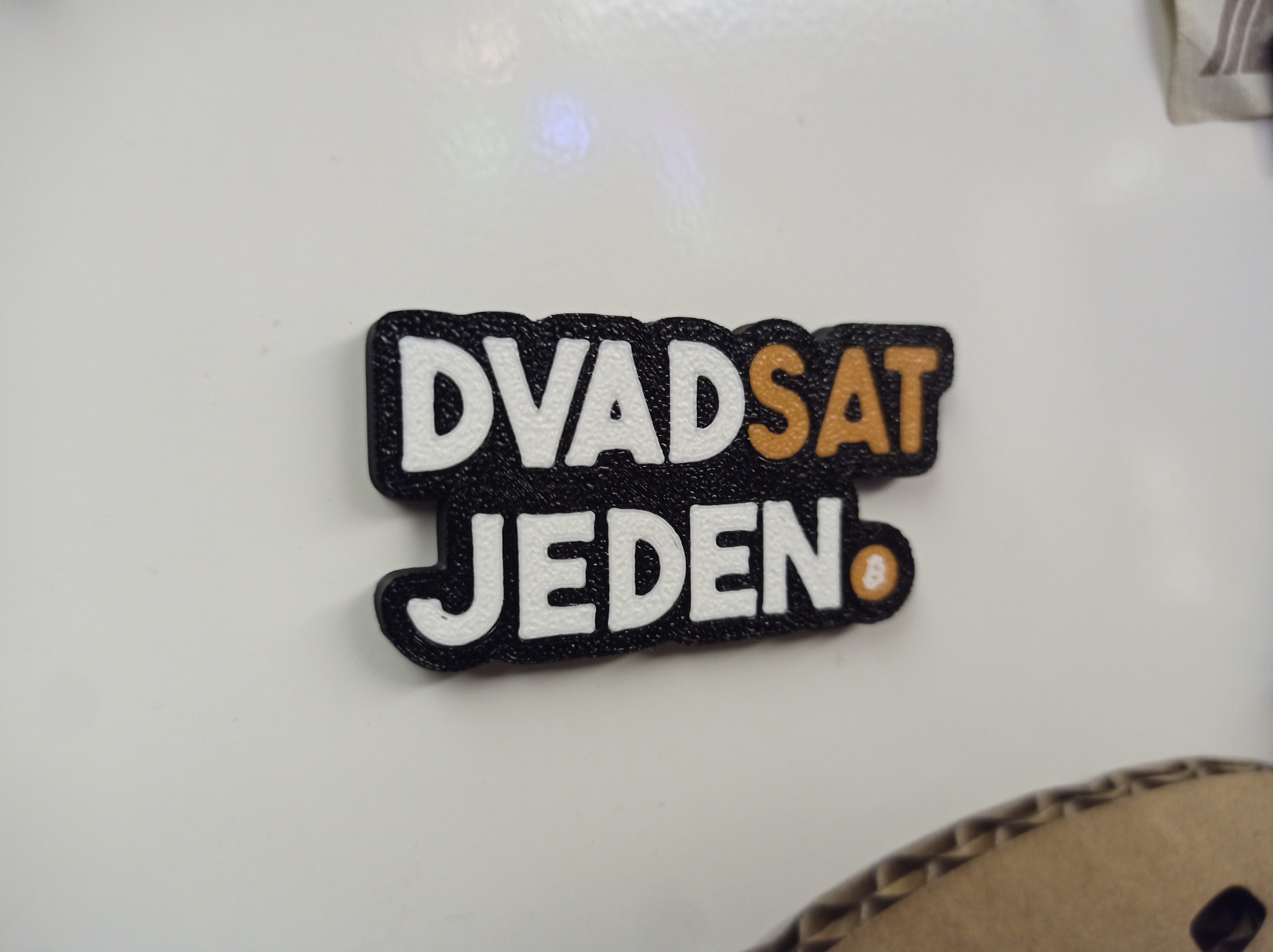 DvadSATjeden magnetka