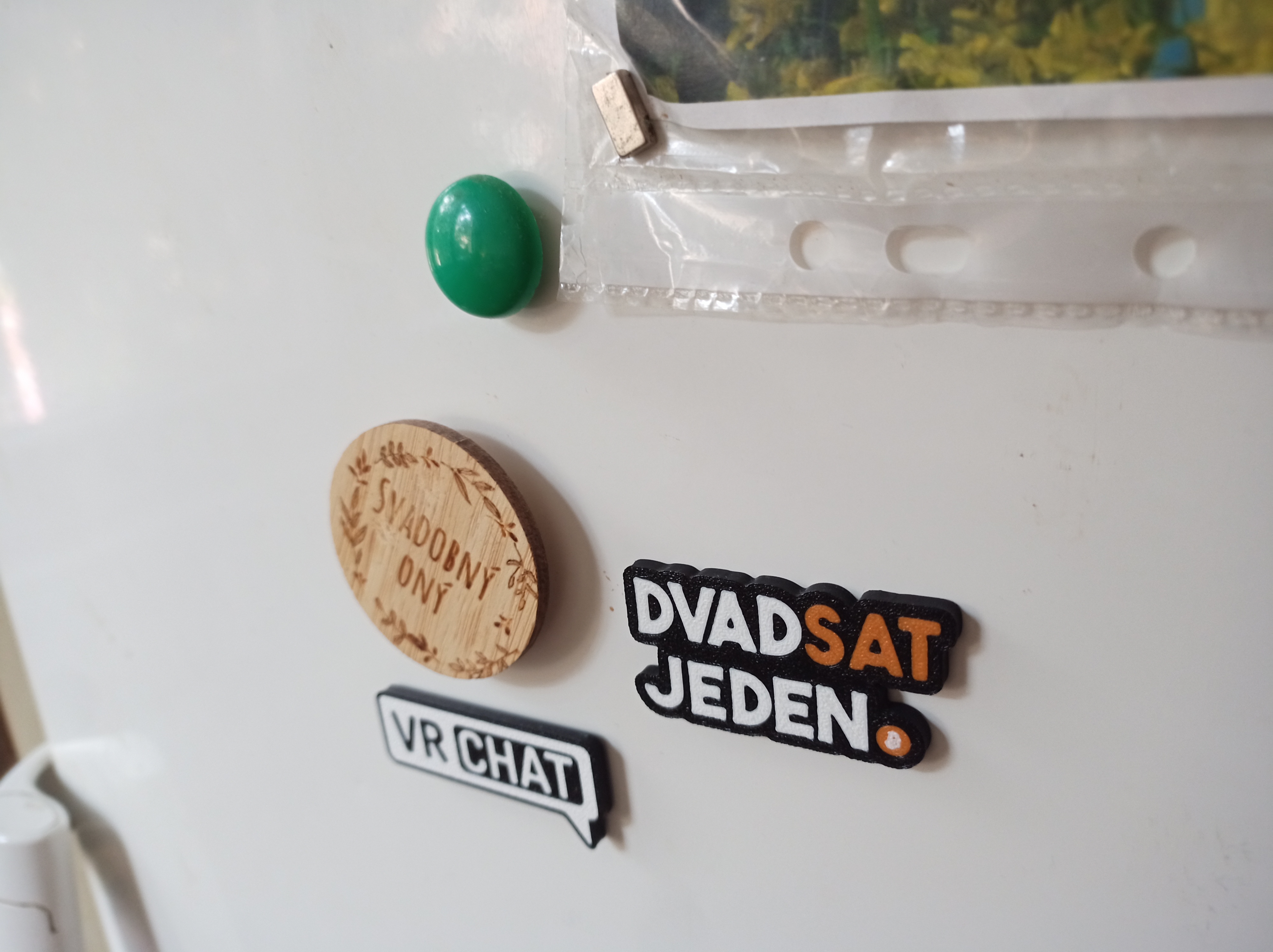 DvadSATjeden magnetka