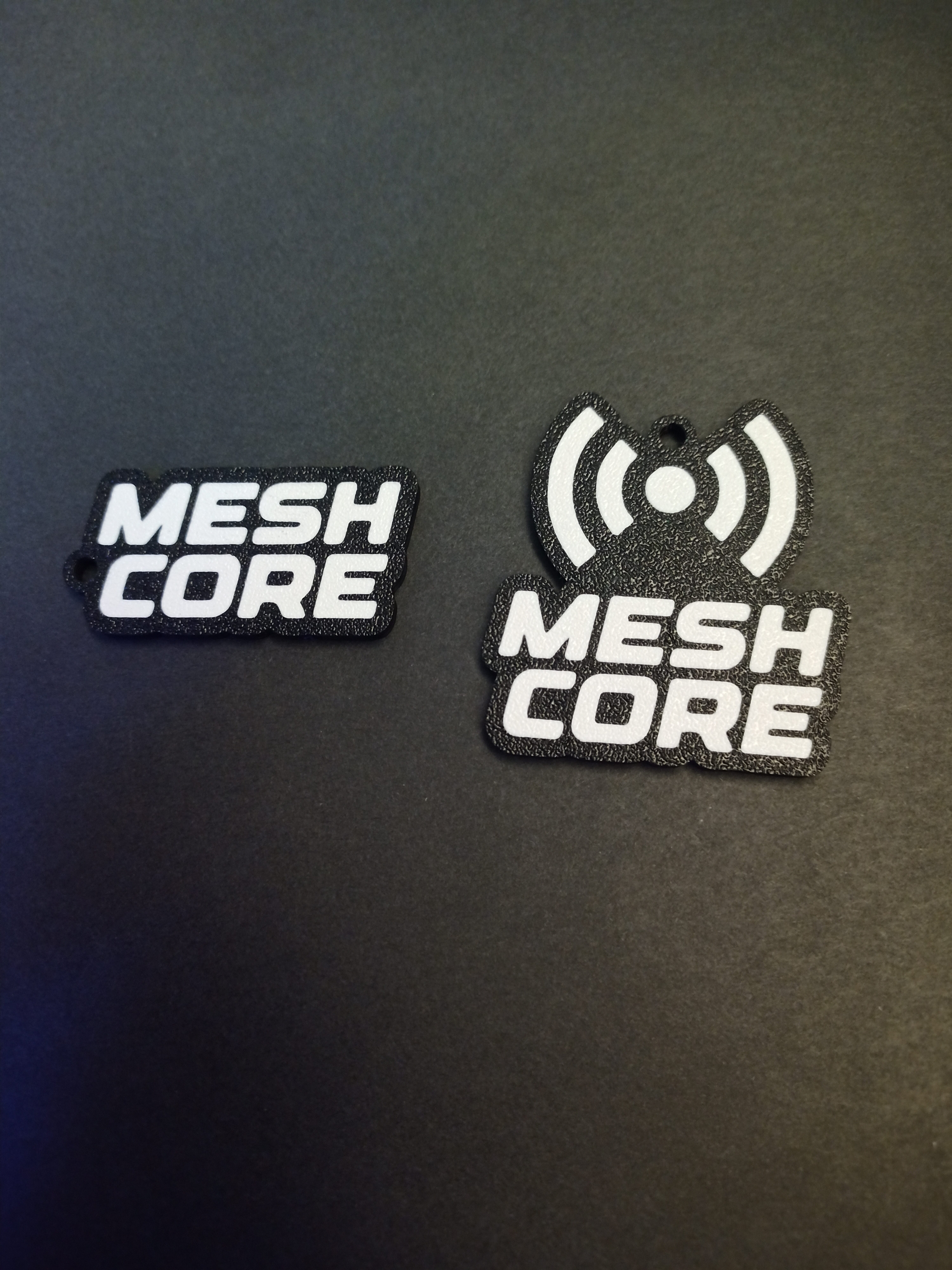 Neshcore prívesok kľúčenka magnetka